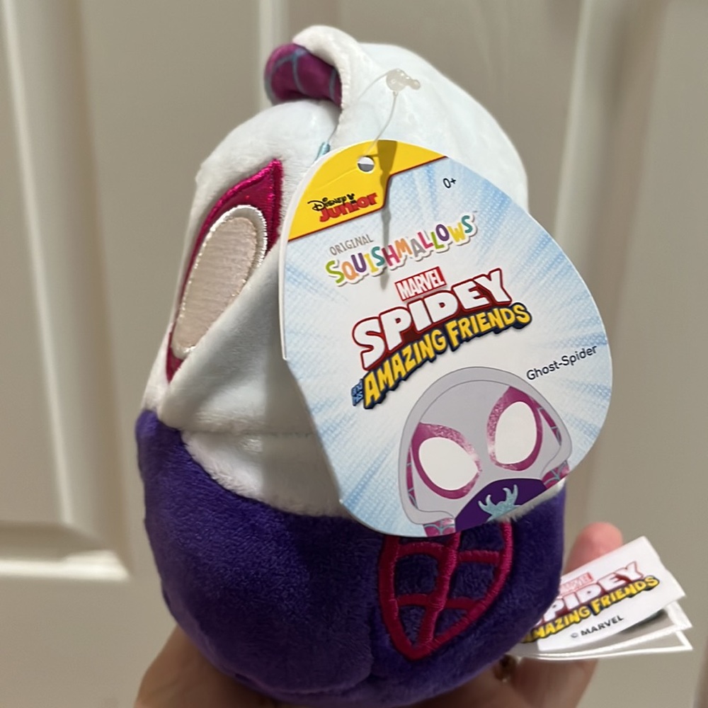 Squishmallows Ghost Spider Marvel Spidey & Friends Gwen Spider-man 5” BNWT - Picture 2 of 3